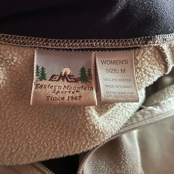 Fleece vest - Picture 2 of 2